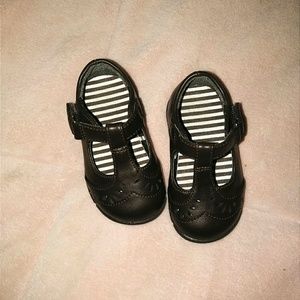 Baby/toddler shoes size 4